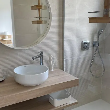 Maison Cloudy Bay Vila